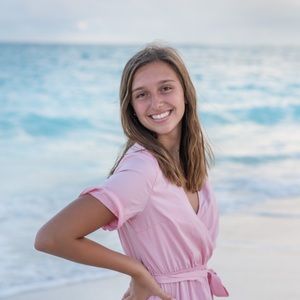 Meet your Posher, Anna